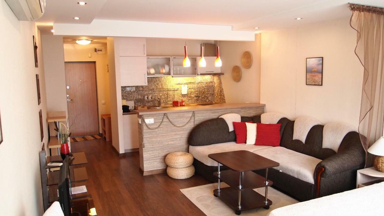 Pusynas Apartments Juodkrantė Εξωτερικό φωτογραφία