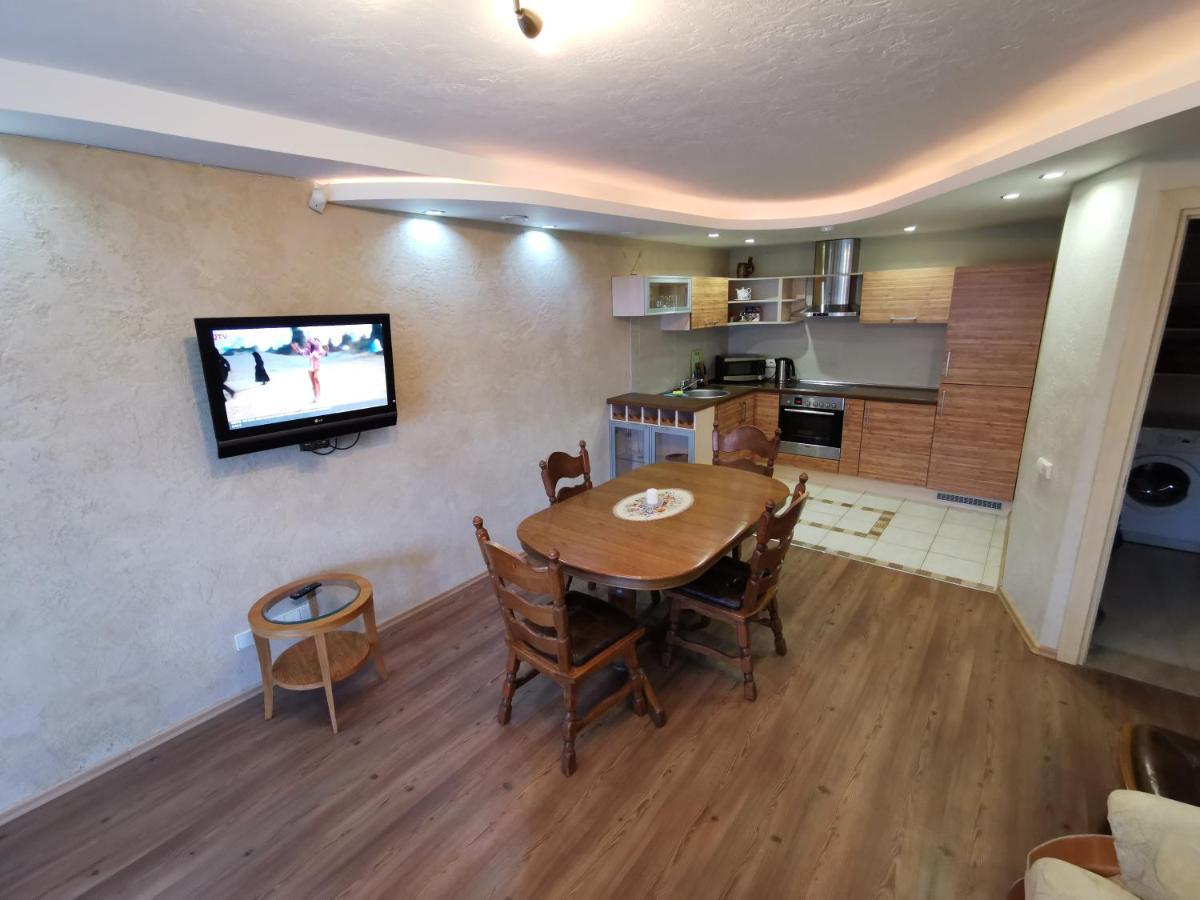 Pusynas Apartments Juodkrantė Εξωτερικό φωτογραφία